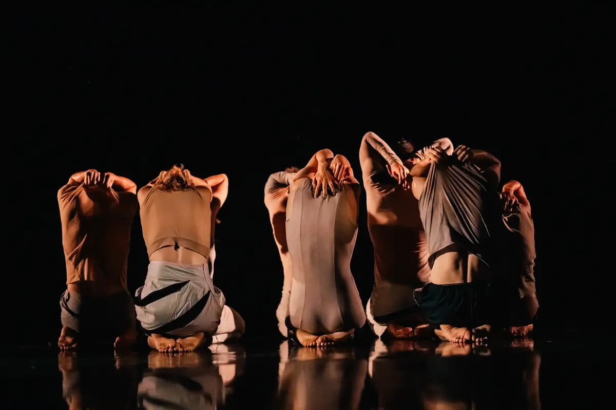 Кожа (Провинциальные танцы)