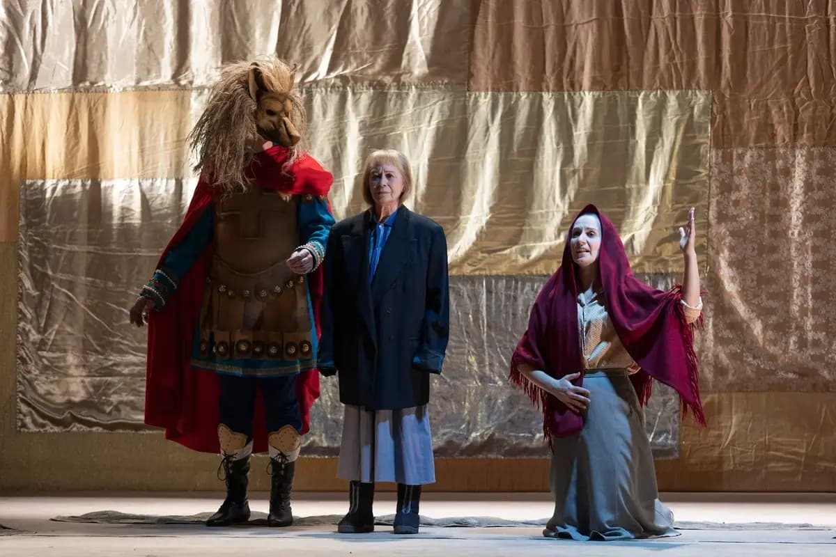 Лавр (Театр на Литейном)