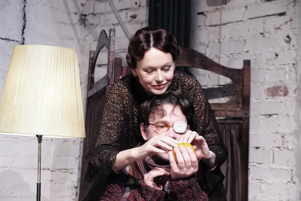 Бесконечный апрель (Губернский театр)