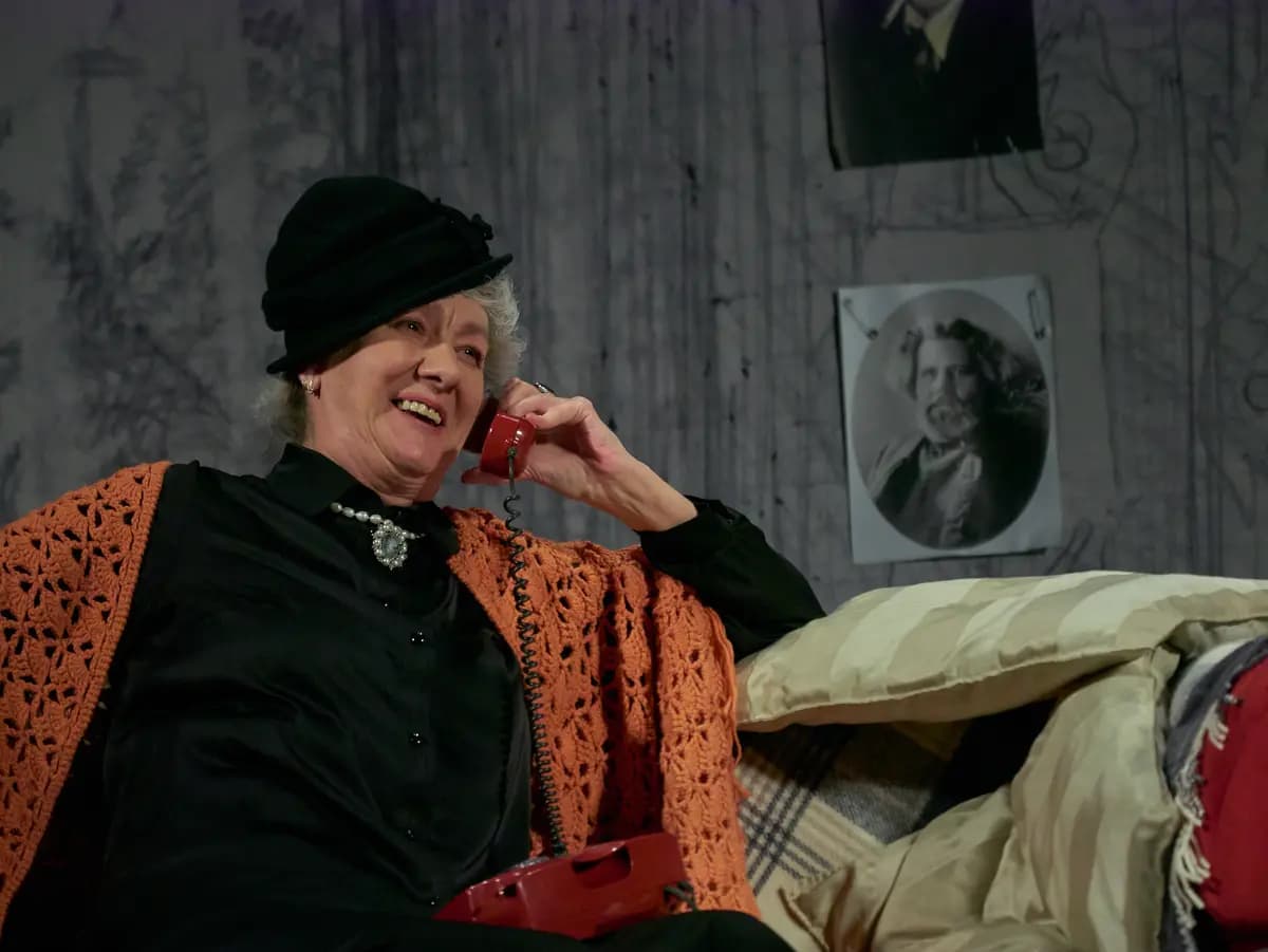 Раневская. Одинокая насмешница (Драматический театр)