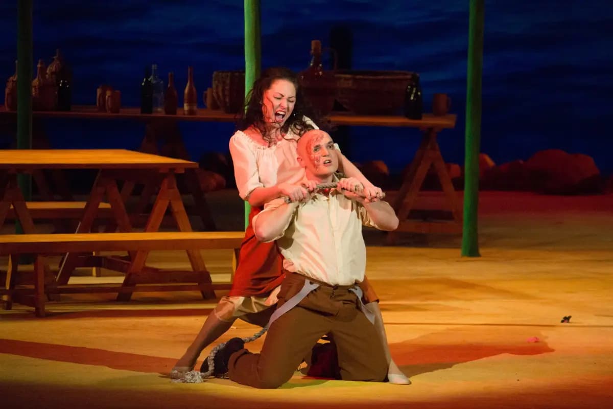 Паяцы (Театр оперы и балета им. Глинки)