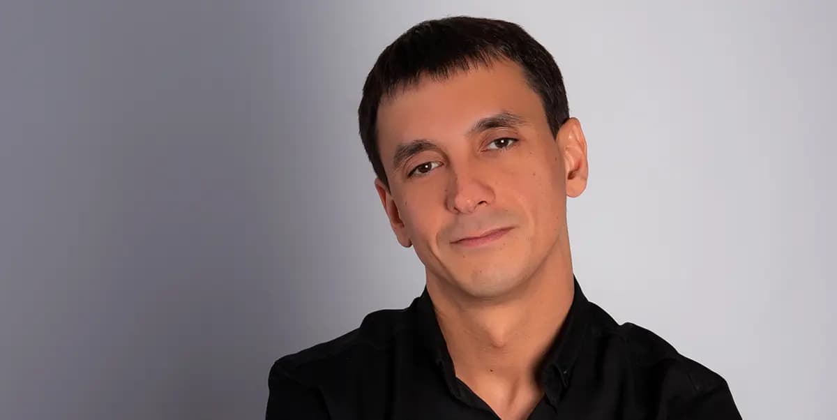 Рустам Асадуллин