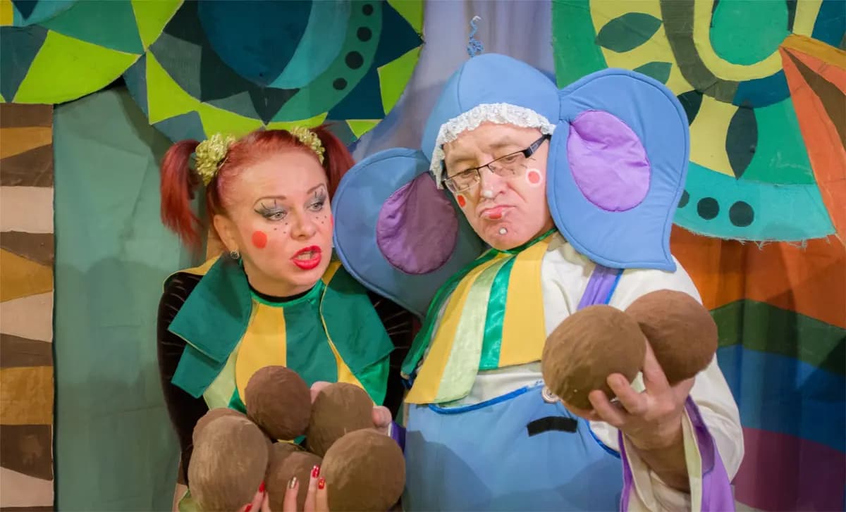 38 попугаев (Филармония)