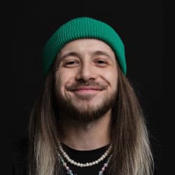 Денис Антипин