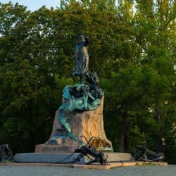 «Курс на Кронштадт: история, архитектура, форты с воды»