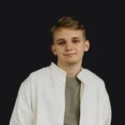 Кирилл Мазур