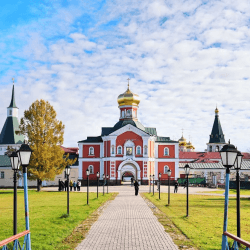 Сокровища двух городов: Валдай и Великий Новгород